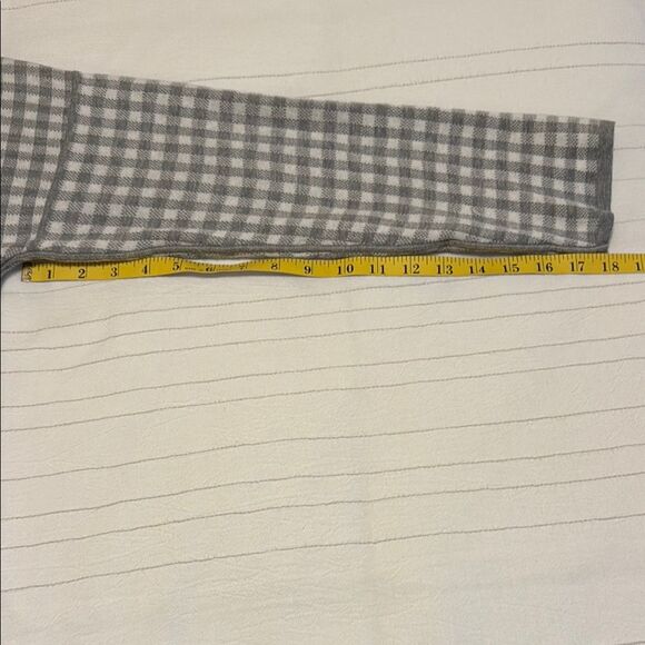 J. Jill Reversible Gray and White Gingham Crew Neck Sweater - Picture 6 of 6